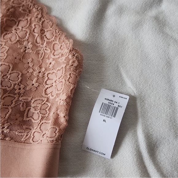 🩷 Mauve & Cream Lace Bralettes NWT - Picture 5 of 5